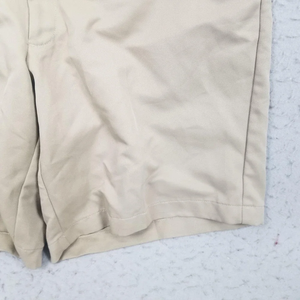 Haggar Shorts Mens 38 Beige Chino Polyester Microfiber‎ 10 Inseam Casual Summer